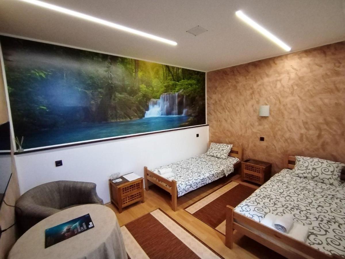 Fun Rooms Sobe Prenociste Borca Екстериор снимка