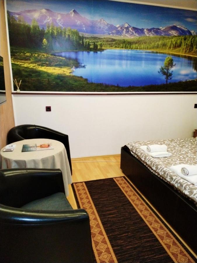 Fun Rooms Sobe Prenociste Borca Екстериор снимка