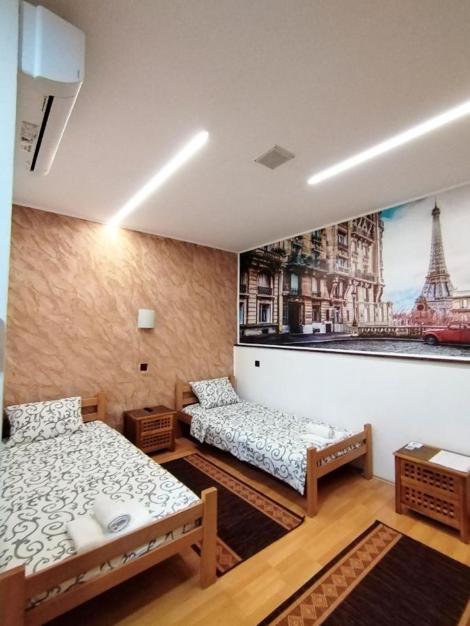 Fun Rooms Sobe Prenociste Borca Екстериор снимка